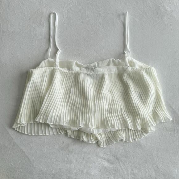 Princess Polly Womens White Pleated Crop Top Flowy Spaghetti Strap Size 6 Blouse - Picture 3 of 6